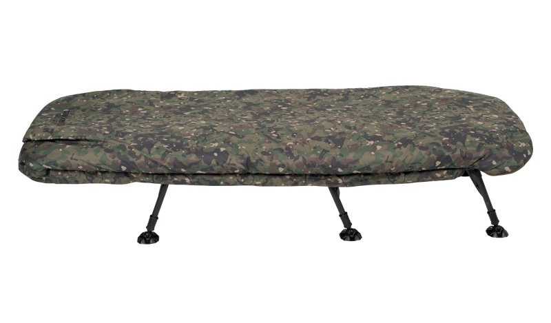 Trakker RLX 6 Camo Bed System Stretcher (Incl. Slaapzak)