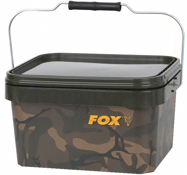 Carp Tacklebox, boordevol end-tackle van bekende topmerken! - Fox Camo Square Bucket 5L
